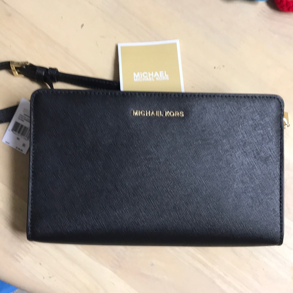 🆕 Michael Kors handbags